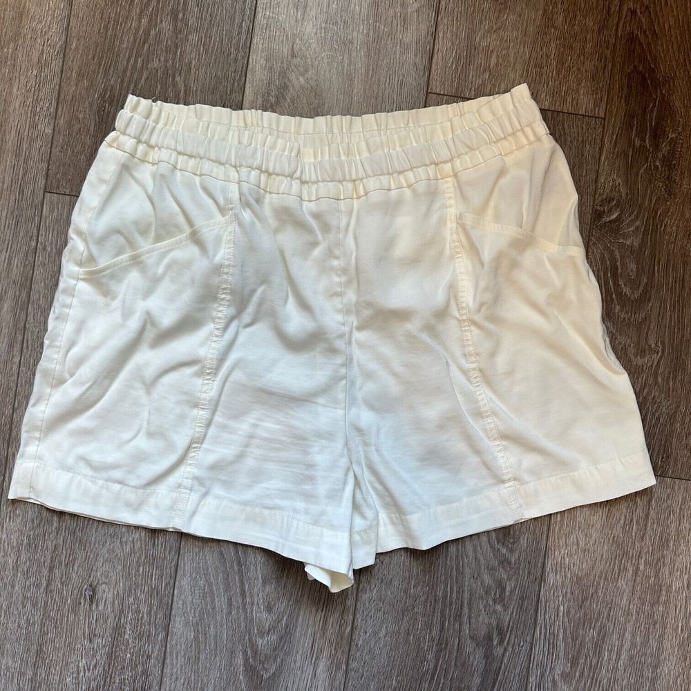 Simply‎ Vera Off White Pull-on Soft Rayon Elastic Shorts Size XXL